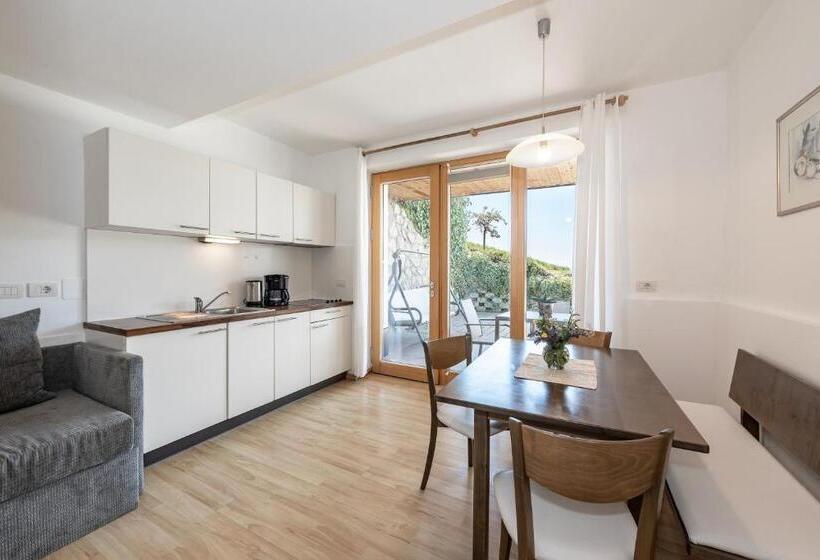 חדר אקונומי, Panorama Residence Schlossblick