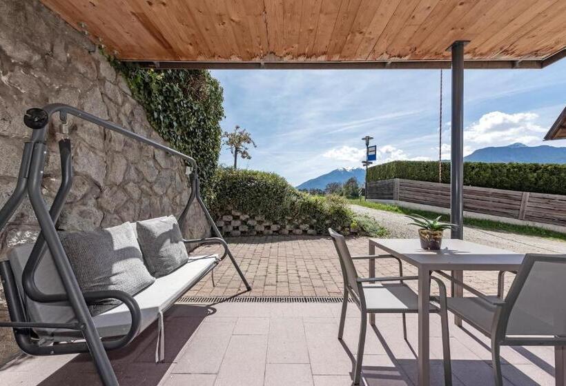 חדר אקונומי, Panorama Residence Schlossblick