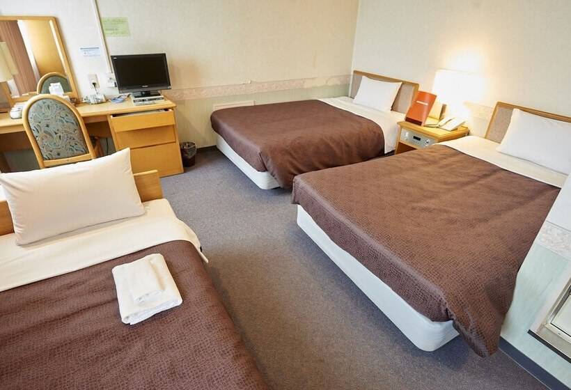 Номер Стандарт Трехместный, Select Inn Aomori