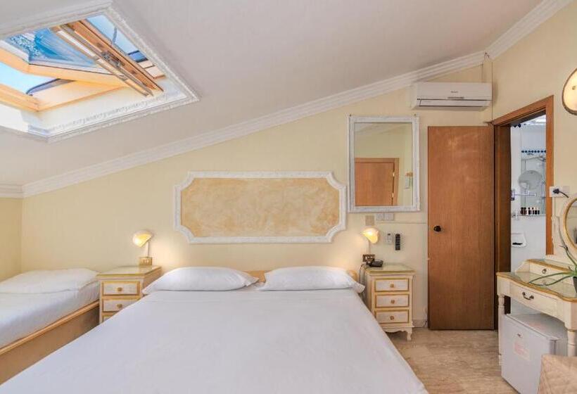 Quarto Triplo Economy, Tahiti