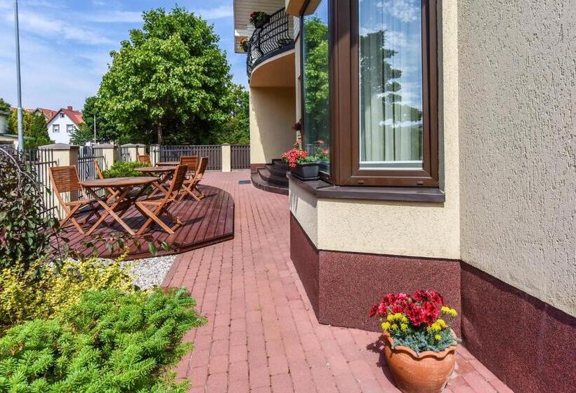 اتاق سوپریور, Vila Levita