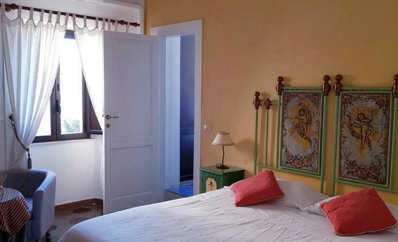ガーデンビュースタンダードルーム, Villa Floresta Taormina
