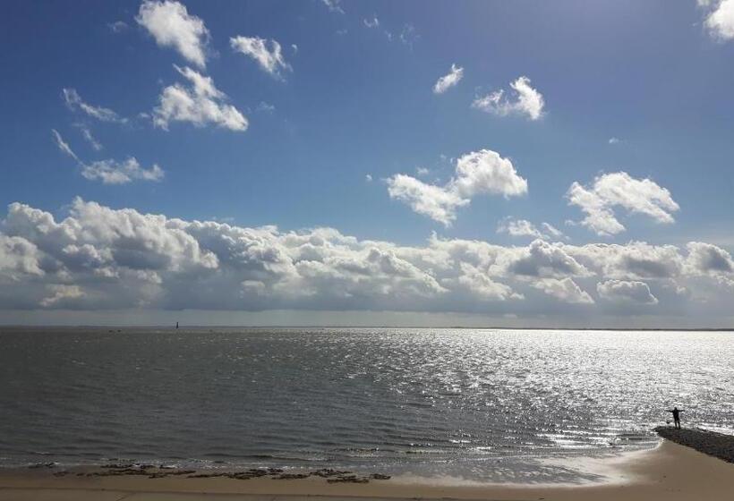 جناح مزوَّد بشرفة, Apart Hotel Seenelke