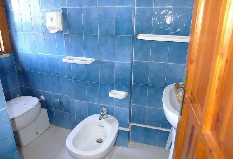 Standard-huone, Alexander