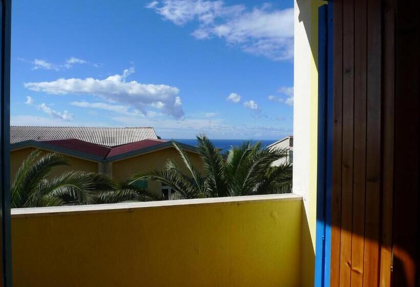 Трехместный Номер Базовый, Alexander