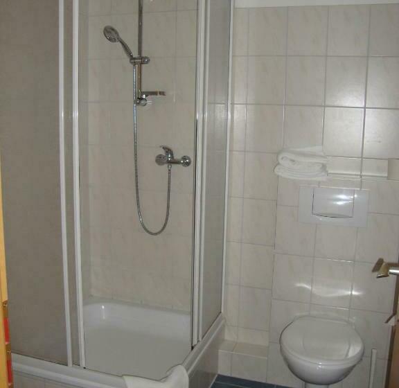 家庭间, Apart Hotel Sarstedter Hof