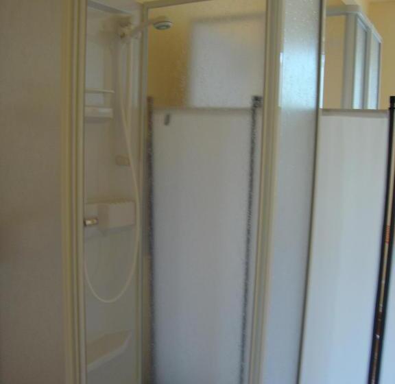 Кровать в Общей Комнате, Apart Hotel Sarstedter Hof