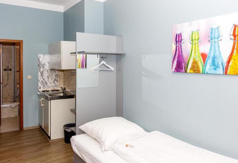 标准三人间, Apart Hotel Sarstedter Hof