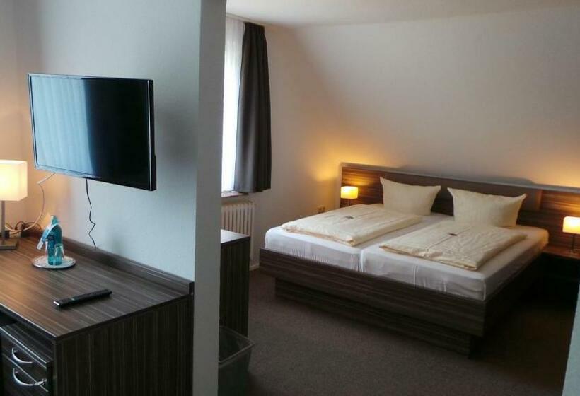 غرفة عائلية, Bootshaus