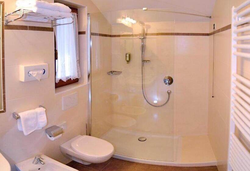 Номер Стандарт, Brunnerhof