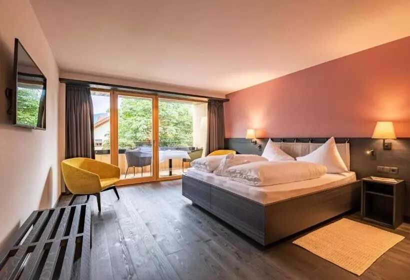 Superior-huone, Brunnerhof