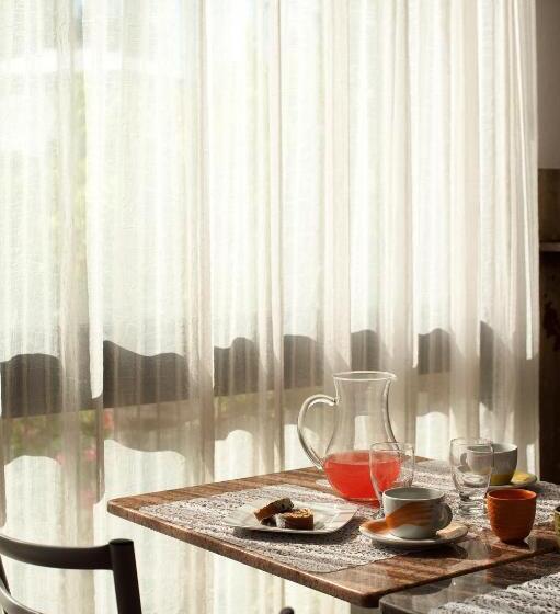 חדר סטנדרט יחיד, Caselle