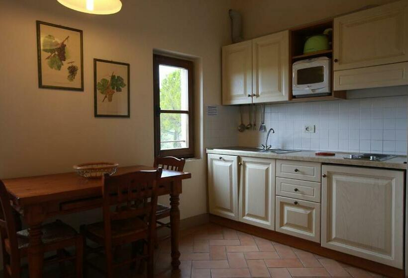 דירת חדר, Fattoria Abbazia Monte Oliveto