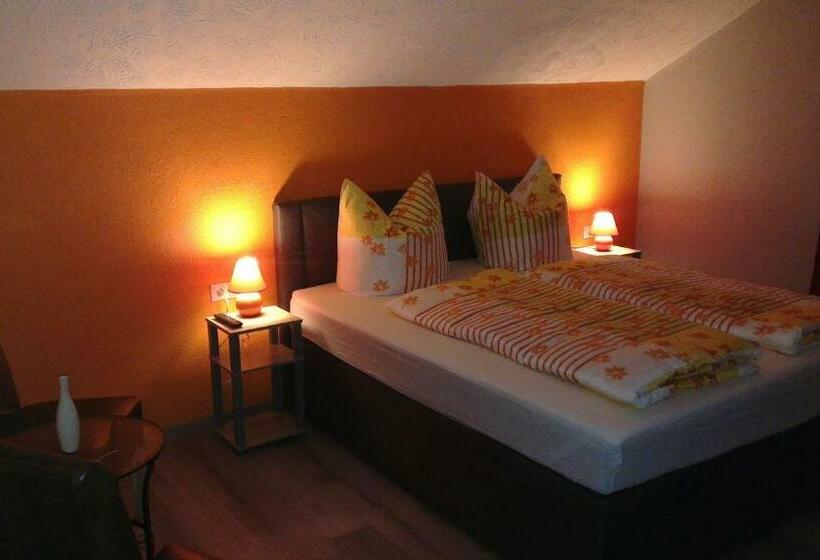 חדר סטנדרט, Hennetaler Hof