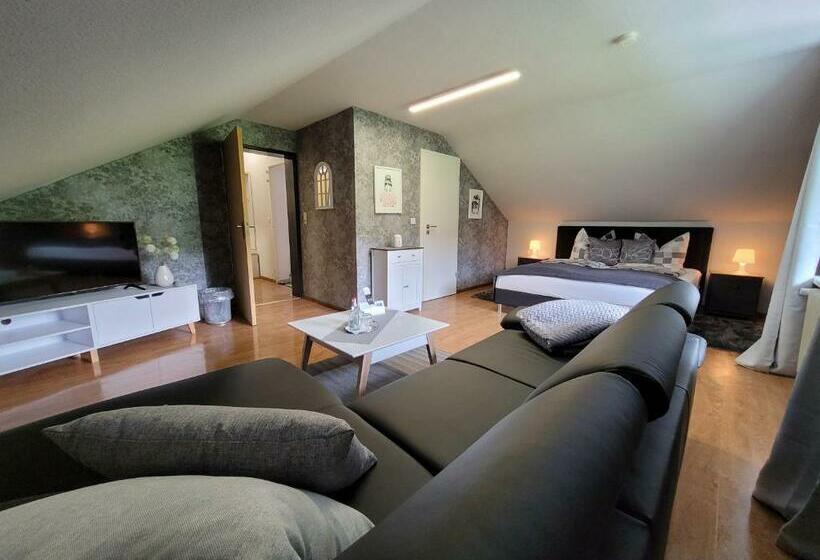 סוויטת ג'וניור משפחתית, Hennetaler Hof