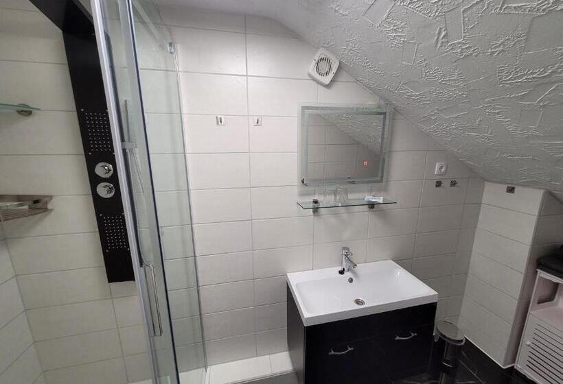 סוויטת ג'וניור משפחתית, Hennetaler Hof