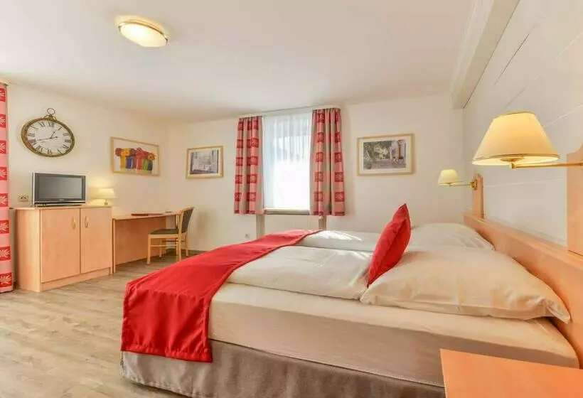 اتاق استاندارد با بالکن, Landhotel Zum Metzgerwirt