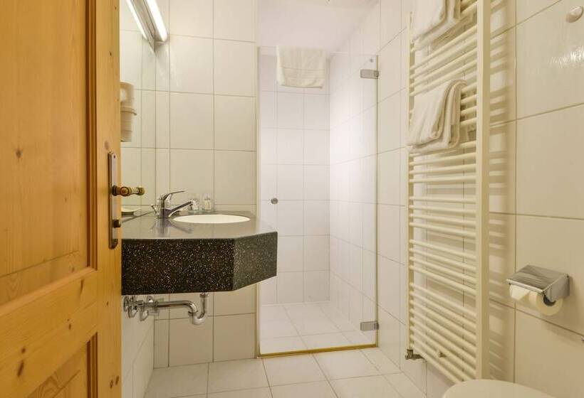 Полулюкс с Балконом, Landhotel Zum Metzgerwirt