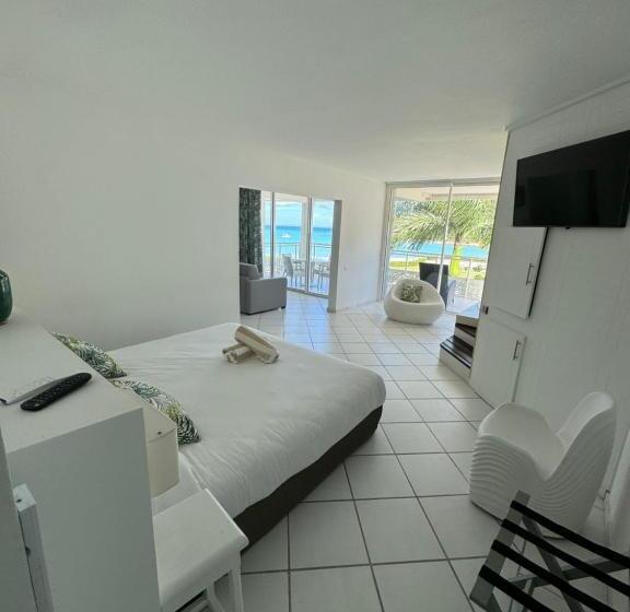 اتاق استاندارد با چشم‌انداز باغ, Le Domaine Anse Marcel Beach Resort