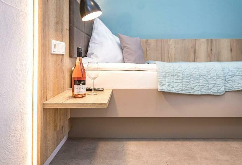 غرفة قياسية فردية, Lehn