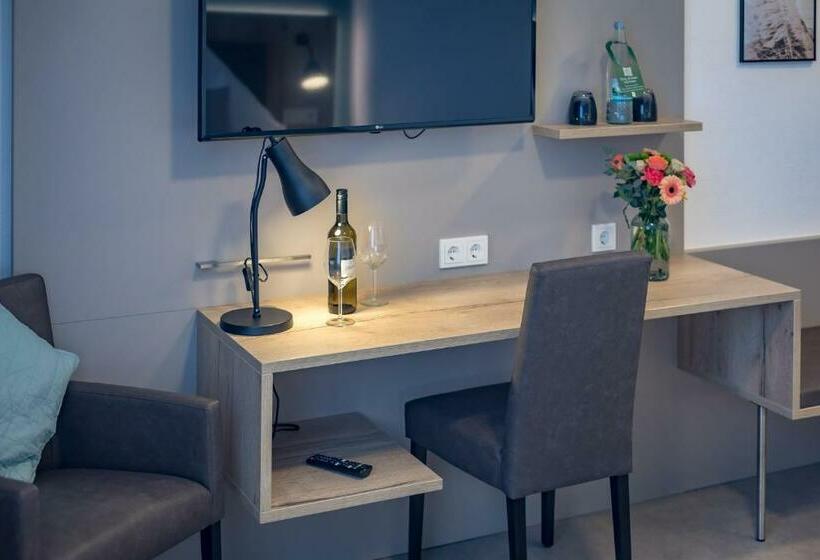 غرفة قياسية, Lehn