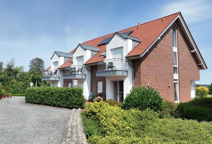 家庭公寓, Lingemann