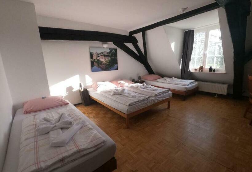 家庭间, Schloss Walbeck