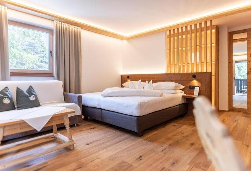 舒适型房间, Tann