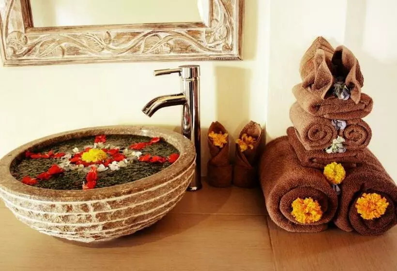 ガーデンビュースーペリアールーム, Holiway Garden Resort & Spa Bali