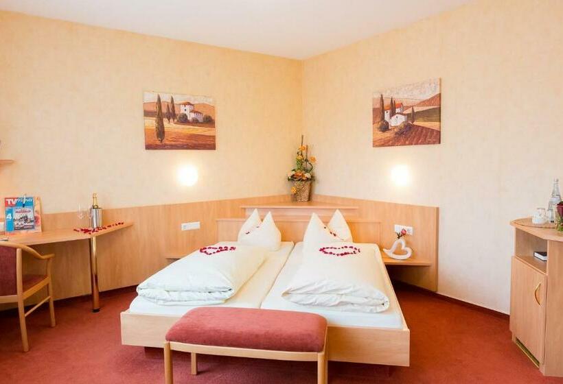 コンフォートルーム, Ochsen