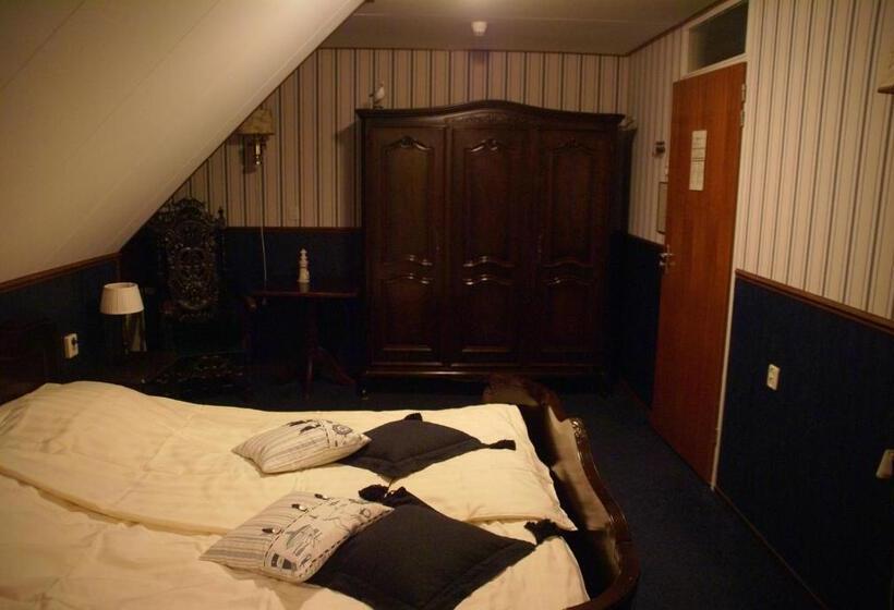 スタンダードルーム, Restaurant De Boekanier