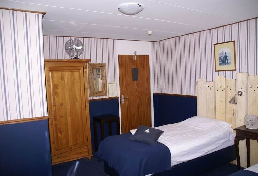 スタンダードルーム, Restaurant De Boekanier