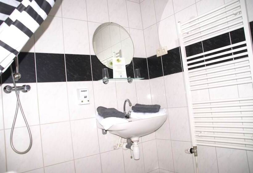 ファミリールーム, Restaurant De Boekanier