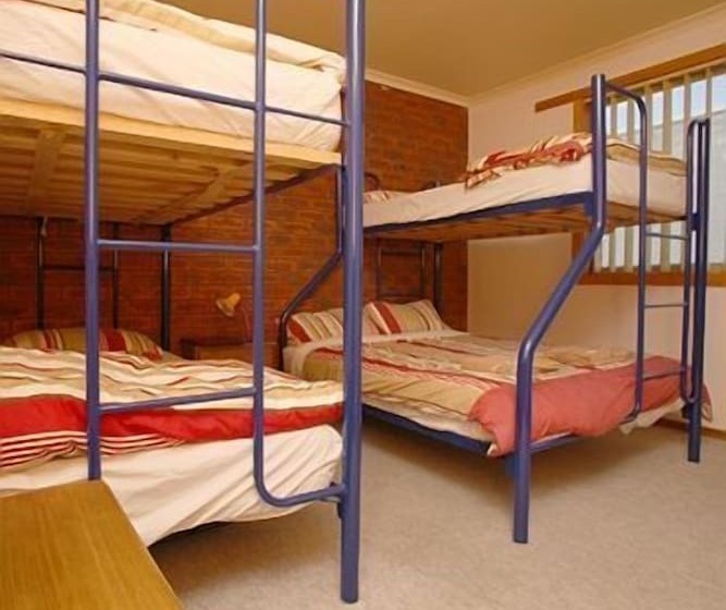 Апартаменты 2 Спальни, Apollo Bay Backpackers Lodge