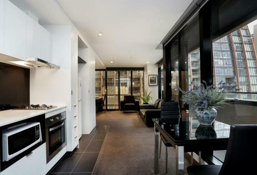 آپارتمان 1 خوابه با بالکن, Aura On Flinders Serviced Apartments