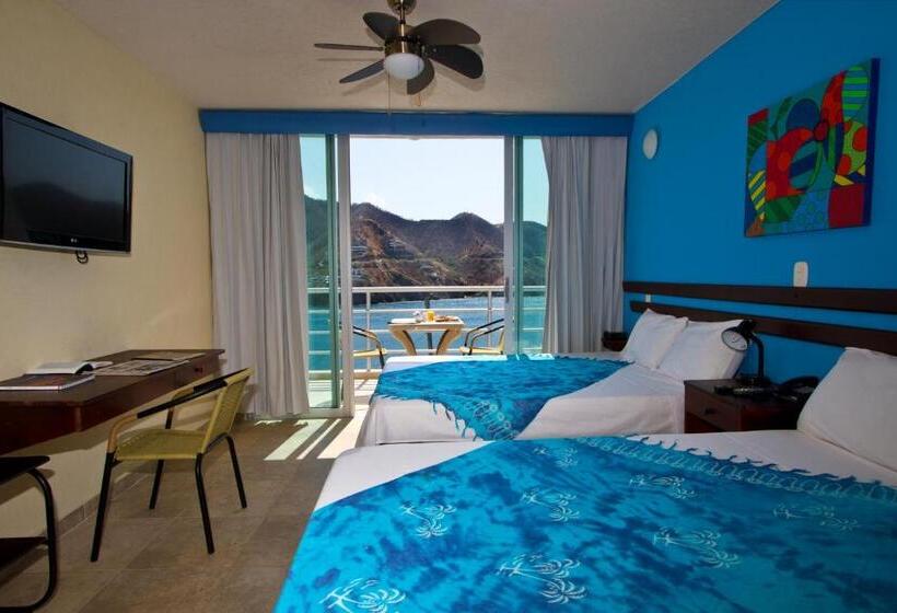 Номер Deluxe Вид на Море с Балконом, Bahia Taganga