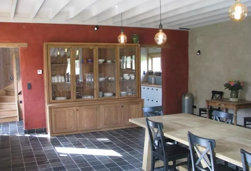 Talo 1 Makuuhuone, B&b Le Plat Pays Oostkamp Brugge