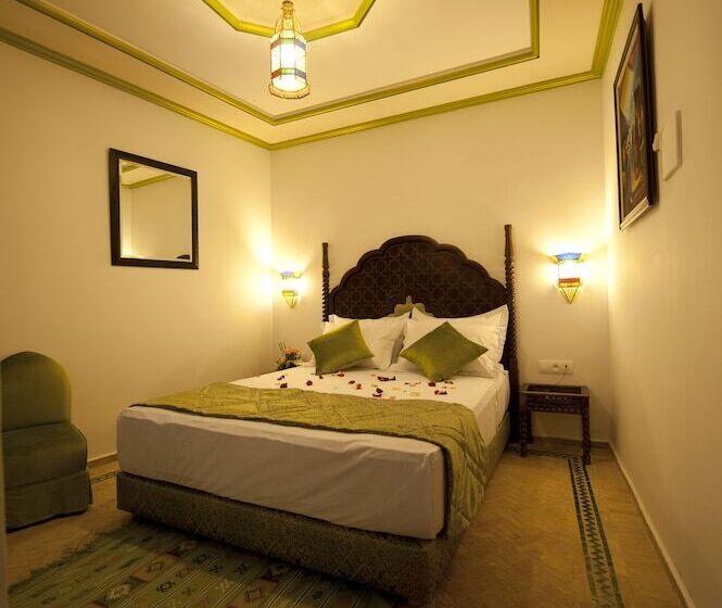 اتاق لوکس, Dar Yasmine