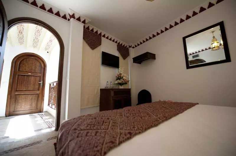 اتاق لوکس, Dar Yasmine