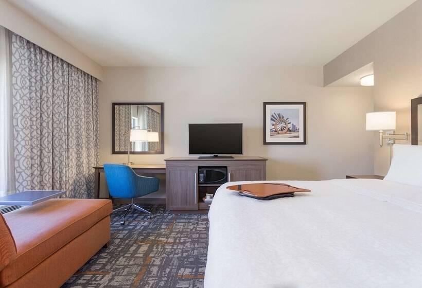غرفة قياسية سرير كينج لذوى الإحتياجات الخاصة, Hampton Inn & Suites West Des Moines/sw Mall Area