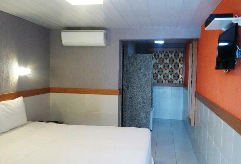 חדר סופריור, Inter