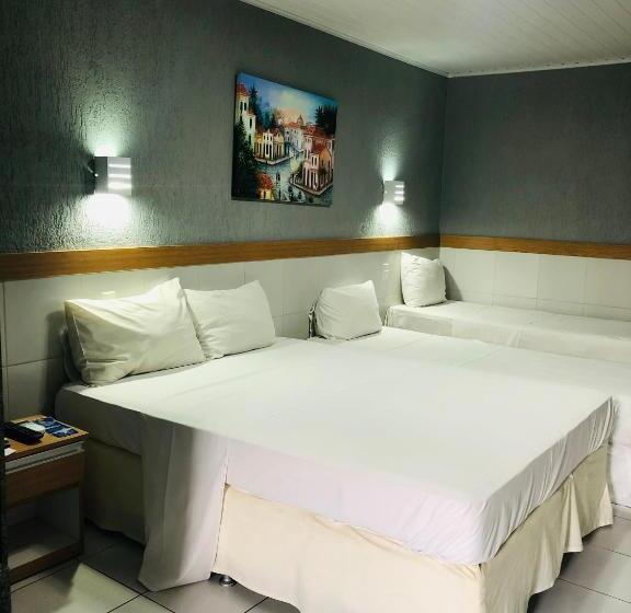 חדר סופריור לשלושה, Inter