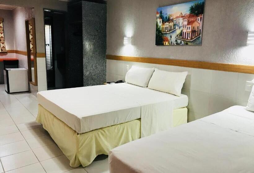 חדר סופריור לשלושה, Inter