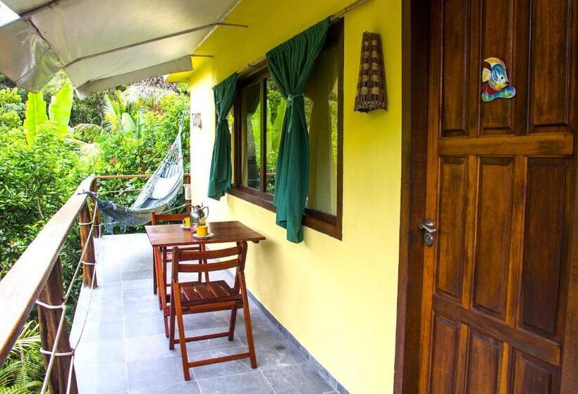 استودیو خانوادگی, Pousada Aquarela