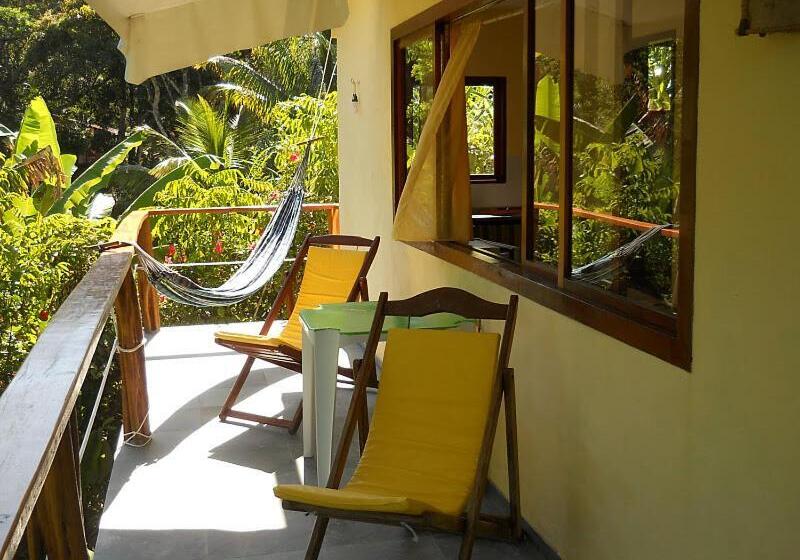 استودیو خانوادگی, Pousada Aquarela