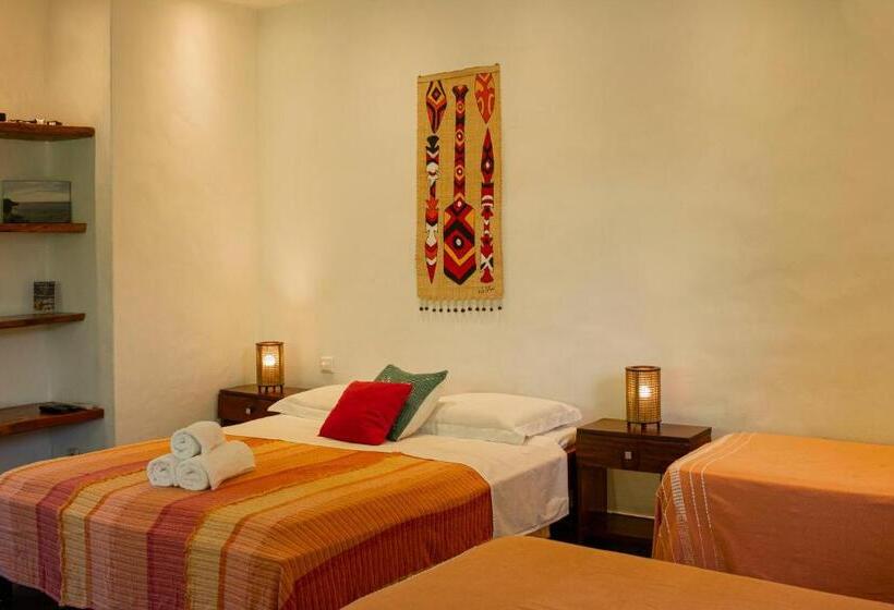 استودیو خانوادگی, Pousada Aquarela