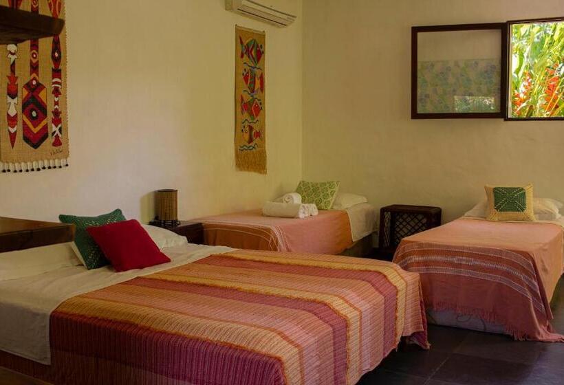 استودیو خانوادگی, Pousada Aquarela