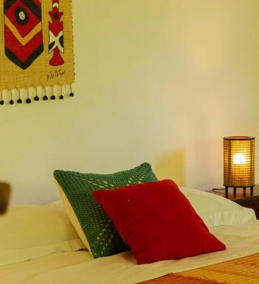 استودیو خانوادگی, Pousada Aquarela