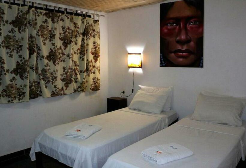 غرفة قياسية, Pousada Beijos Y Abraços