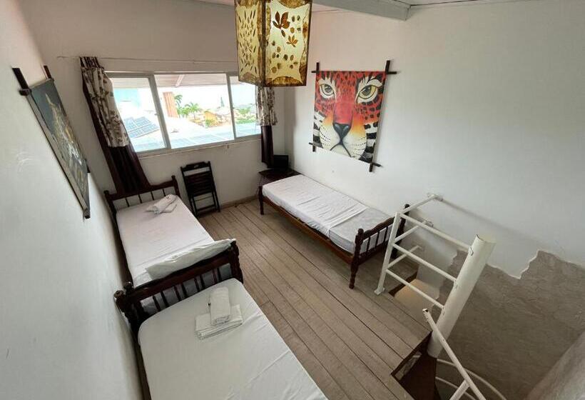 غرفة عائلية مطلّة علي البحر, Pousada Beijos Y Abraços